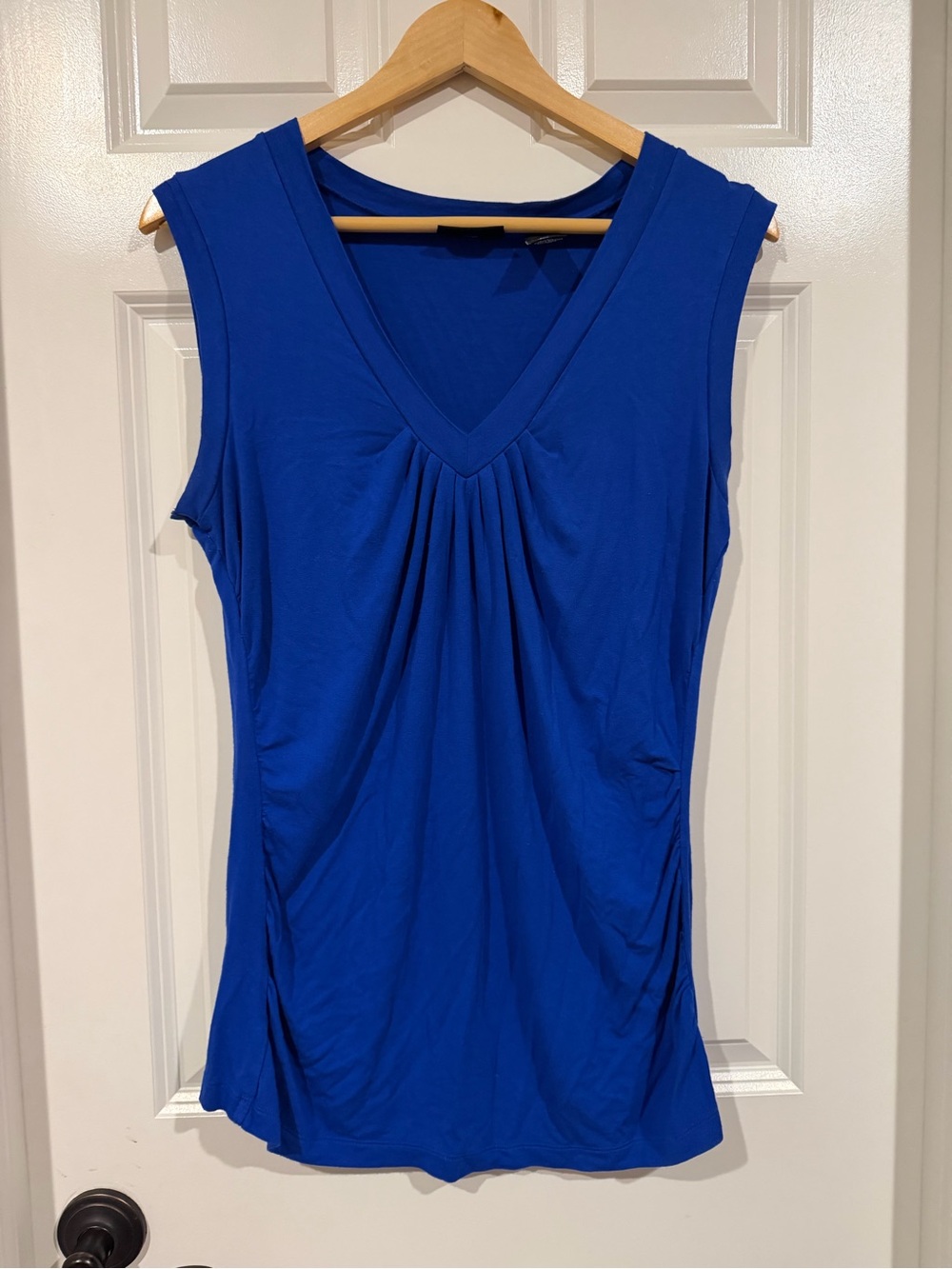 New York & Company Royal Blue V-Neck Sleeveless Tank large